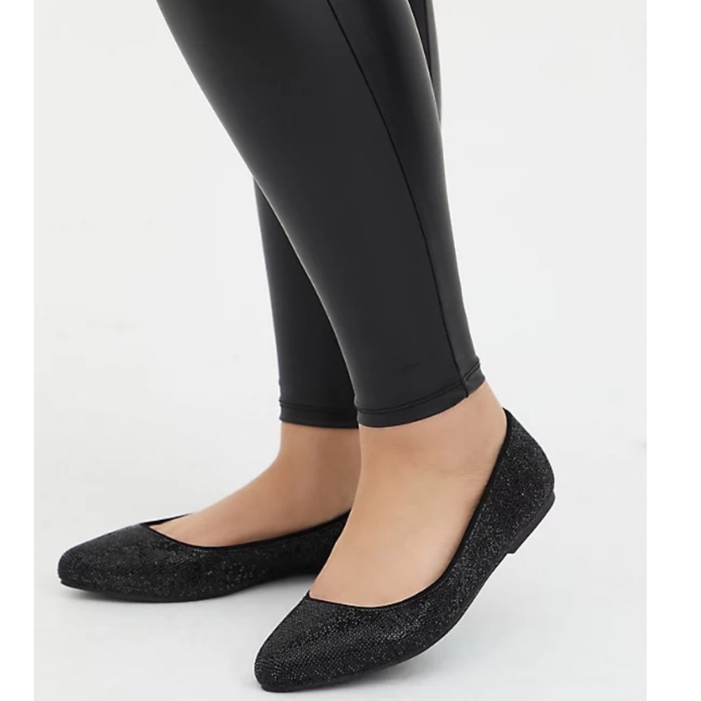 Torrid Black Rhinestone Pointed Toe Flat size 10
